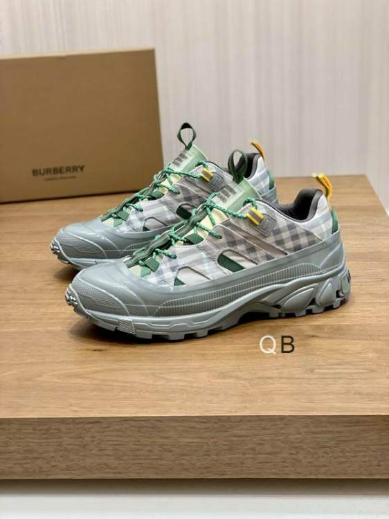 Picture of Burberry Shoes _SKUBurberrysz35-46F02911936